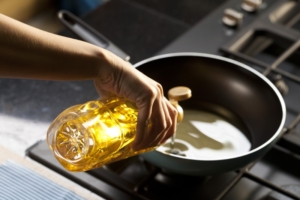 راهکارهای مؤثر برای کاهش چربی غذاها بدون کاهش طعم و ارزش غذایی