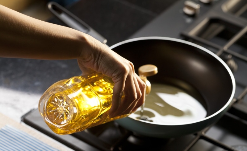 راهکارهای مؤثر برای کاهش چربی غذاها بدون کاهش طعم و ارزش غذایی