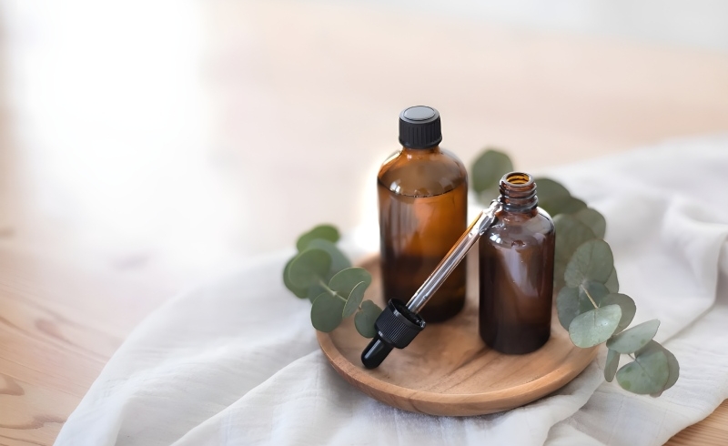 اکالیپتوس و پوست سالم: مرطوب‌ کننده طبیعی و ضد التهاب