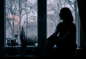 دمنوش‌ های گیاهی و روش‌ های طبیعی برای مقابله با افسردگی زمستانی